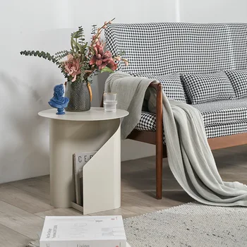 Столик в скандинавском минимализме, Современный диван в гостиной, утюг, Маленький журнальный столик, Мини-прикроватный столик в спальне, Легкий роскошный столик